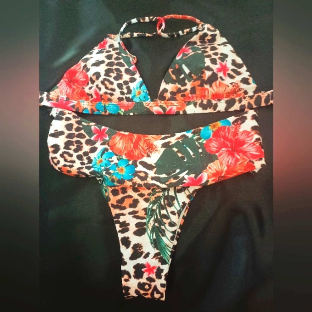 2 piece bathing suit